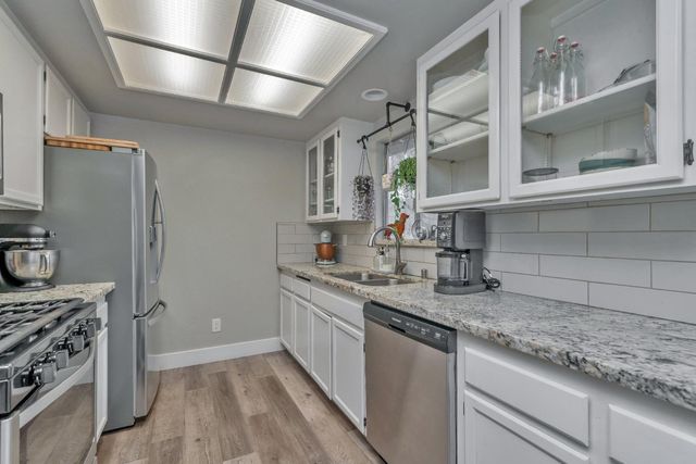 5781 Sly Park Rd, Pollock Pines, CA 95726