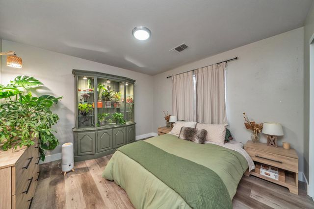 5781 Sly Park Rd, Pollock Pines, CA 95726