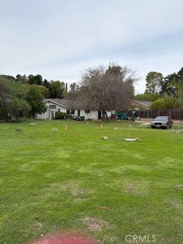 10626 Wheatland, Shadow Hills, CA 91040