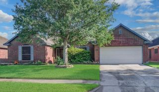 9540 Dry Springs Drive, La Porte, TX 77571