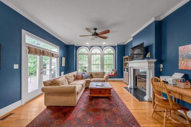 406 Dudley Road, Lexington, KY 40502