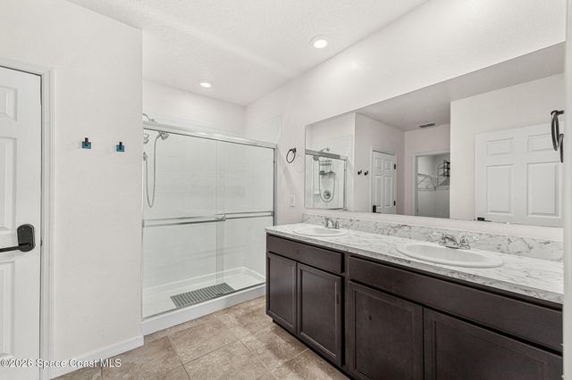 333 Guinevere Drive SW, Palm Bay, FL 32908