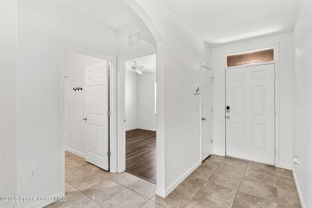 333 Guinevere Drive SW, Palm Bay, FL 32908