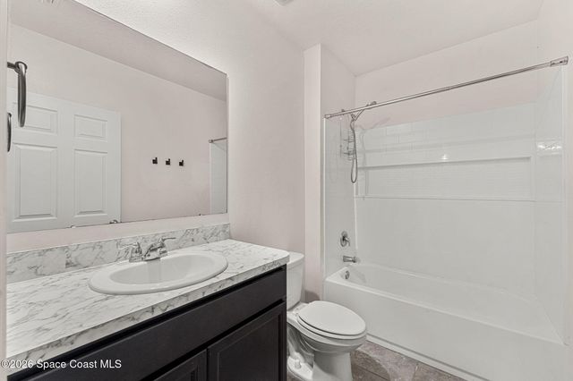 333 Guinevere Drive SW, Palm Bay, FL 32908