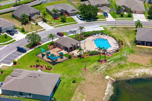 333 Guinevere Drive SW, Palm Bay, FL 32908