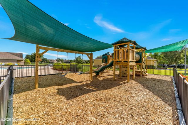 333 Guinevere Drive SW, Palm Bay, FL 32908