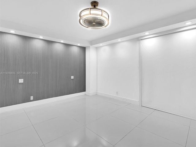 19667 Turnberry Way 27D, Aventura, FL 33180