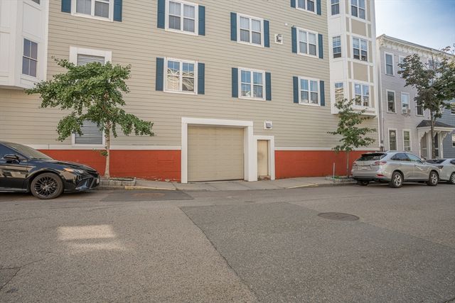 352 West 3rd Street 9, Boston, MA 02127