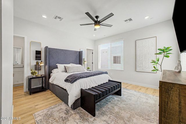 2601 E CLARENDON Avenue 9, Phoenix, AZ 85016