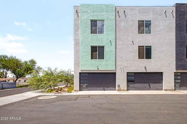 2601 E CLARENDON Avenue 9, Phoenix, AZ 85016