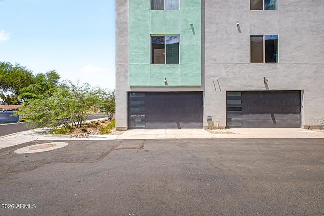 2601 E CLARENDON Avenue 9, Phoenix, AZ 85016