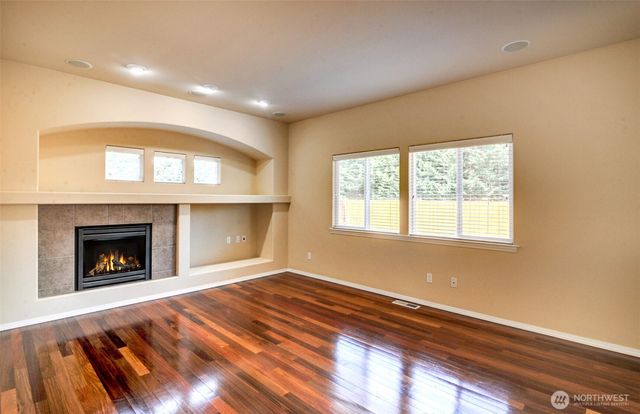 5709 119th Place NE, Marysville, WA 98271