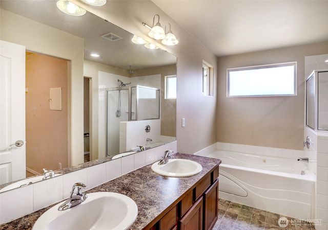 5709 119th Place NE, Marysville, WA 98271