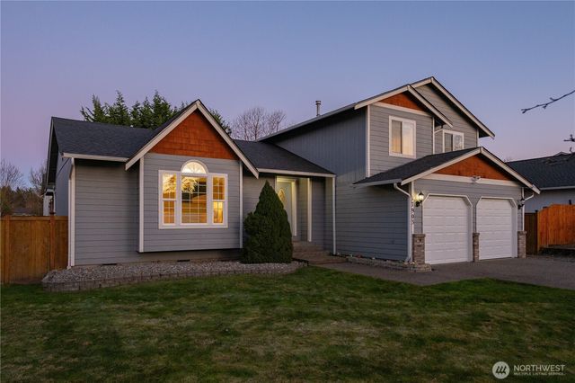 17903 68th Avenue E, Puyallup, WA 98375