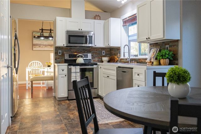 17903 68th Avenue E, Puyallup, WA 98375