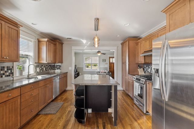 108 28th St, Old Hickory, TN 37138