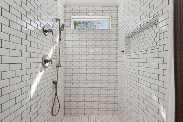 108 28th St, Old Hickory, TN 37138