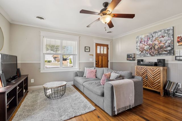 108 28th St, Old Hickory, TN 37138