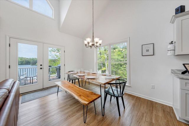 1373 Thomason LN, Goodview, VA 24095