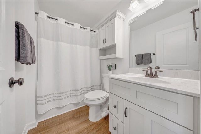 1373 Thomason LN, Goodview, VA 24095