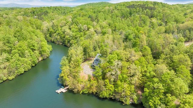 1373 Thomason LN, Goodview, VA 24095