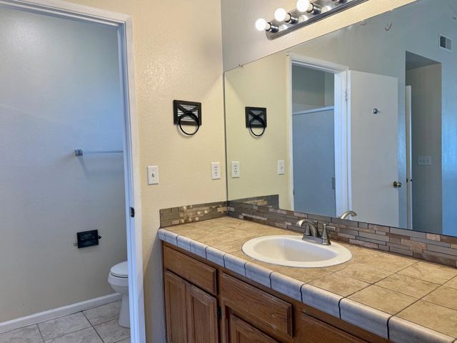 8665 N Cedar Avenue 128, Fresno, CA 93720