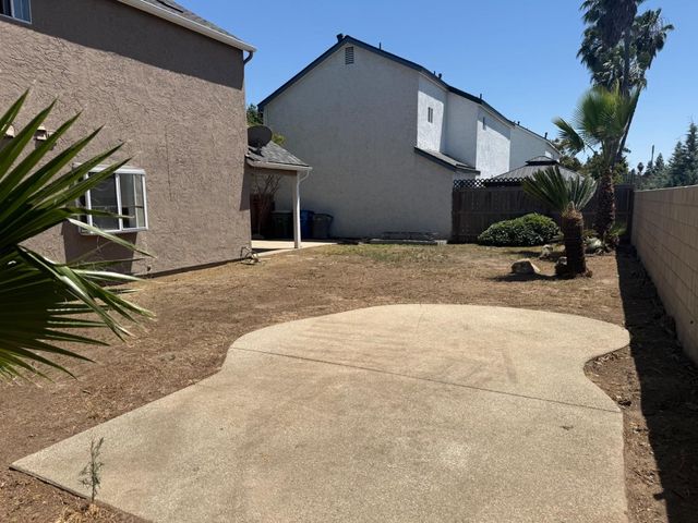 8665 N Cedar Avenue 128, Fresno, CA 93720