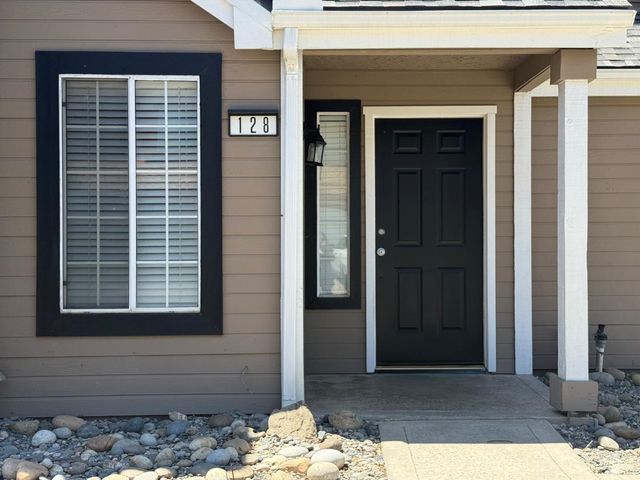 8665 N Cedar Avenue 128, Fresno, CA 93720