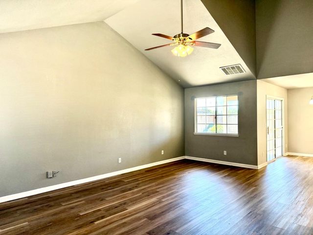 8665 N Cedar Avenue 128, Fresno, CA 93720