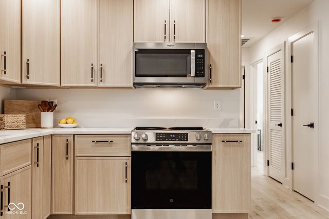 650 Mulberry Street, Zionsville, IN 46077