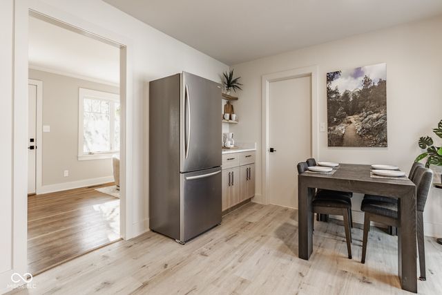 650 Mulberry Street, Zionsville, IN 46077