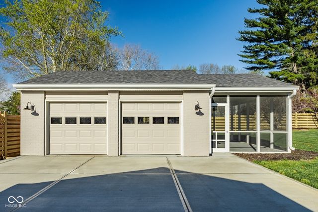 650 Mulberry Street, Zionsville, IN 46077