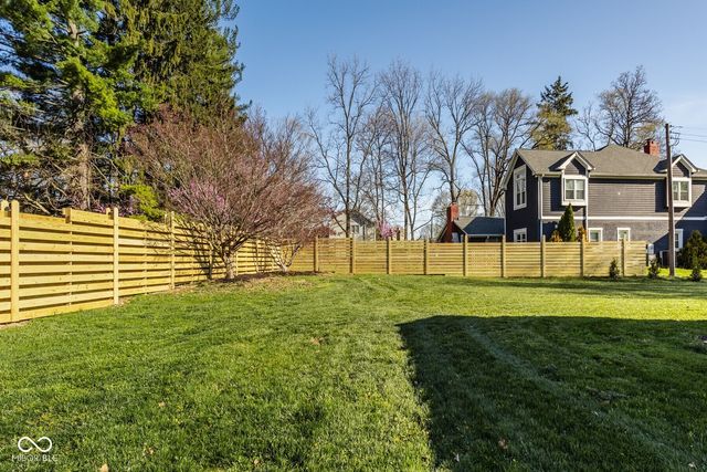 650 Mulberry Street, Zionsville, IN 46077