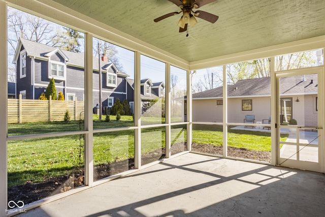 650 Mulberry Street, Zionsville, IN 46077