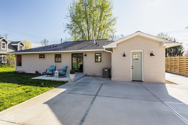 650 Mulberry Street, Zionsville, IN 46077