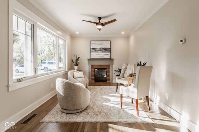 650 Mulberry Street, Zionsville, IN 46077