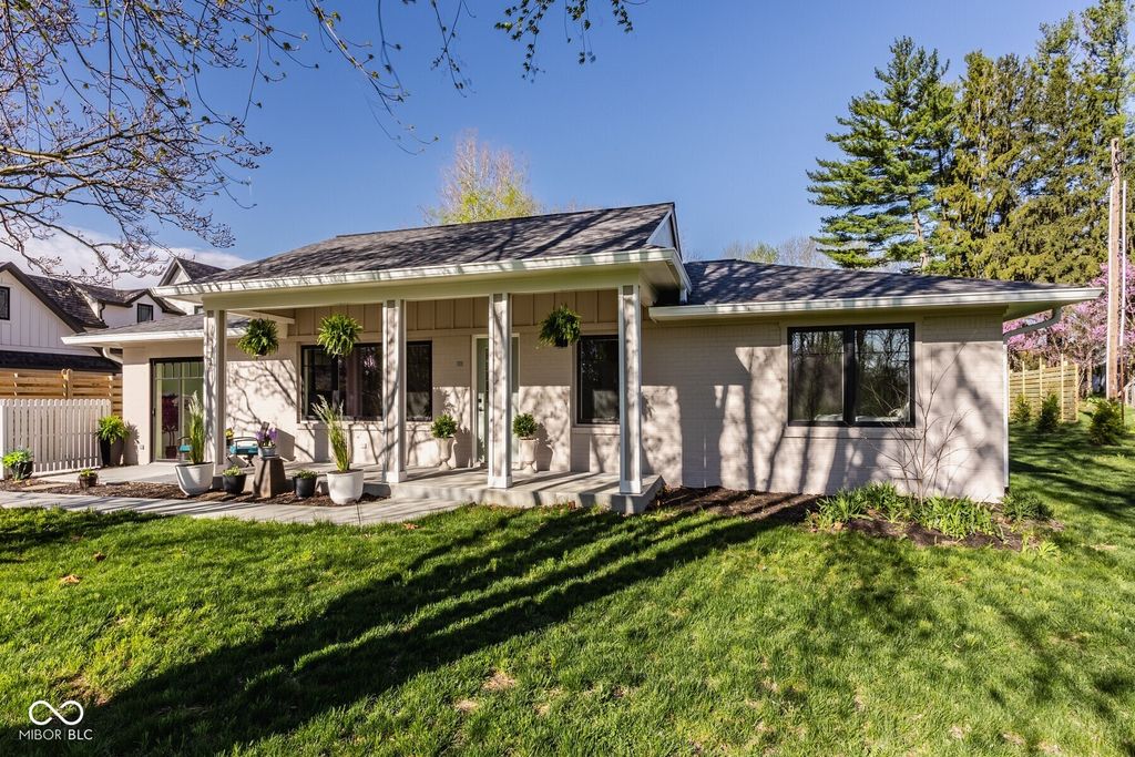 650 Mulberry Street, Zionsville, IN 46077