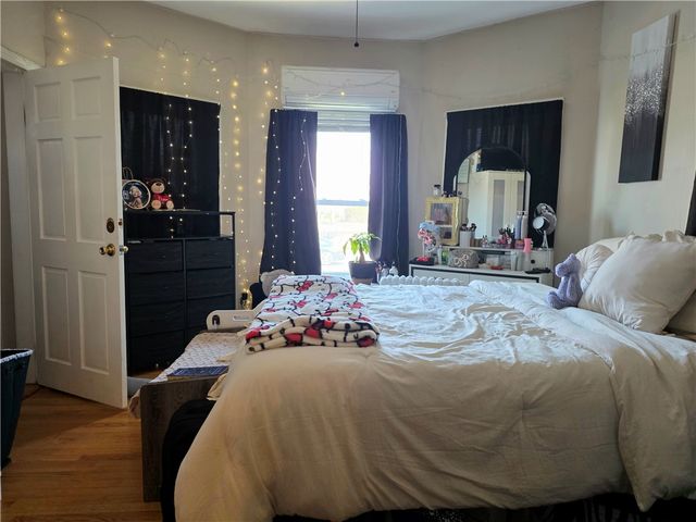 3103 Pawtucket Avenue, East Providence, RI 02915