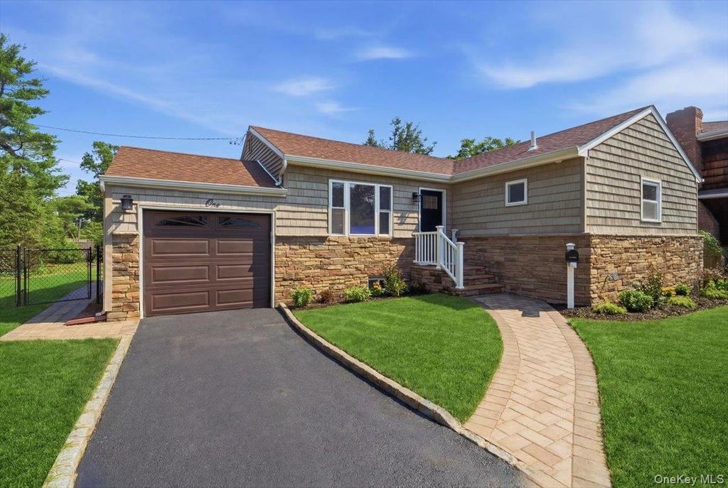 1 Rocco Drive, East Northport, NY 11731 — exterior