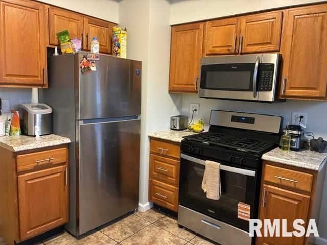 2304 STATE Street, Quincy, IL 62301