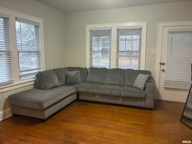 2304 STATE Street, Quincy, IL 62301