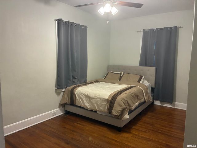 2304 STATE Street, Quincy, IL 62301