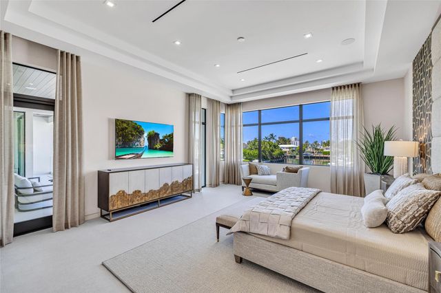 51 Isla Bahia Dr, Fort Lauderdale, FL 33316