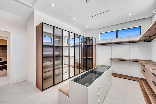 51 Isla Bahia Dr, Fort Lauderdale, FL 33316