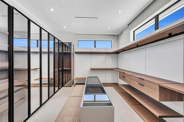 51 Isla Bahia Dr, Fort Lauderdale, FL 33316