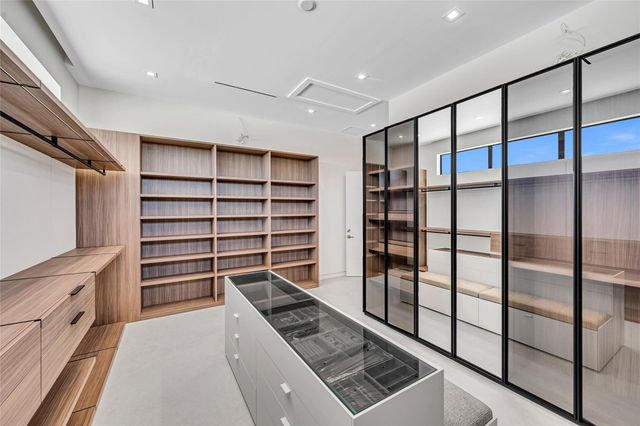 51 Isla Bahia Dr, Fort Lauderdale, FL 33316