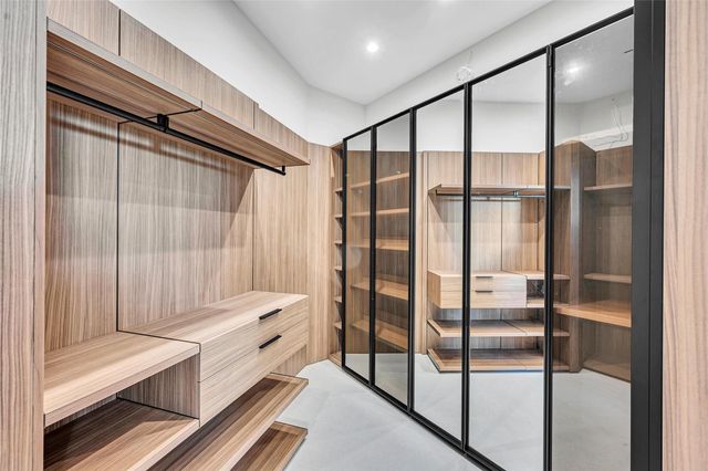 51 Isla Bahia Dr, Fort Lauderdale, FL 33316