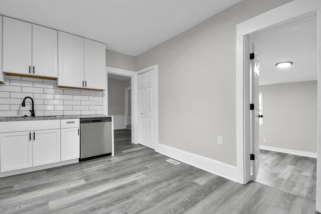 44 W 4th Street, Fredericktown, OH 43019