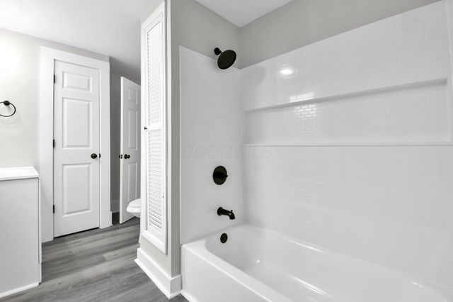 44 W 4th Street, Fredericktown, OH 43019