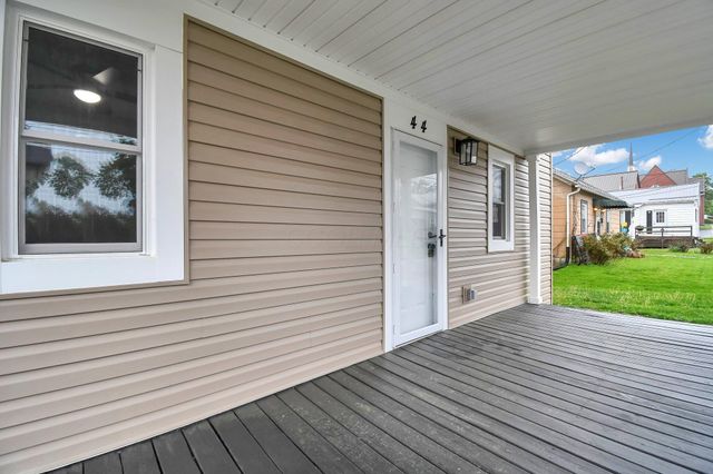 44 W 4th Street, Fredericktown, OH 43019